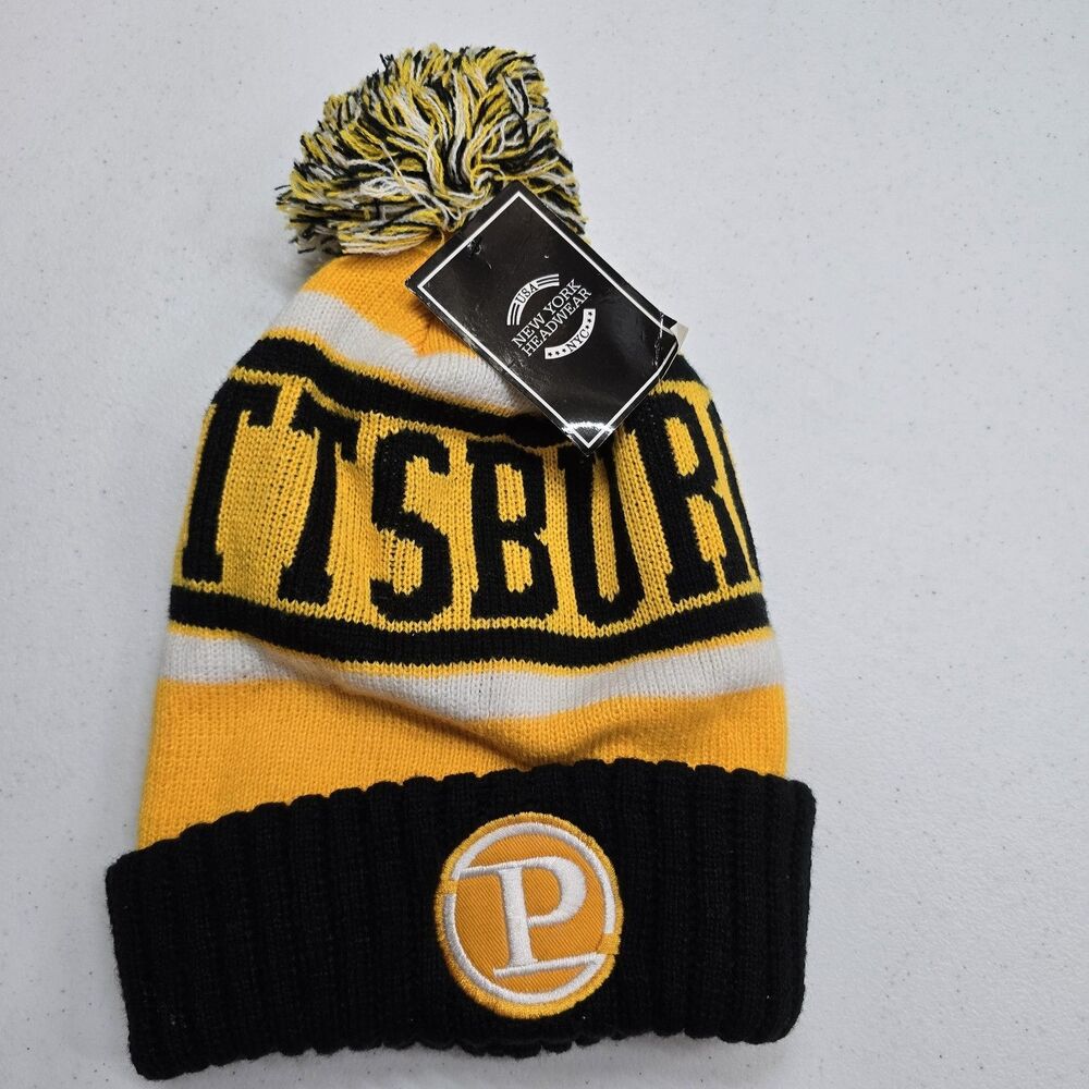 Pittsburgh Adult Knit Cuffed Black Gold Beanie Pom Pom Hat Cap One Size NWT